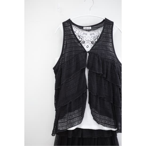 Ruffle frill black vest