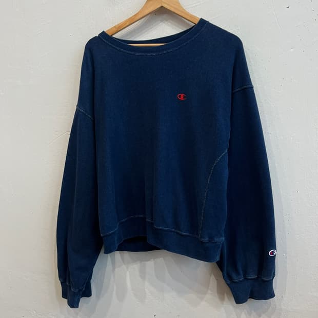 챔피온 리버스위브 인디고 스웻셔츠 맨투맨