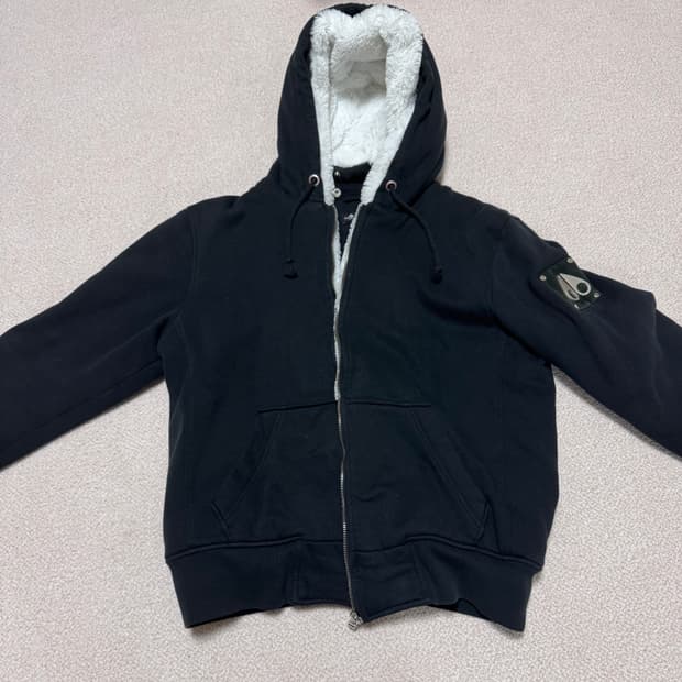 무스너클 후드집업 M사이즈