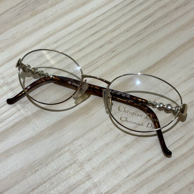 크리스찬 디올 안경