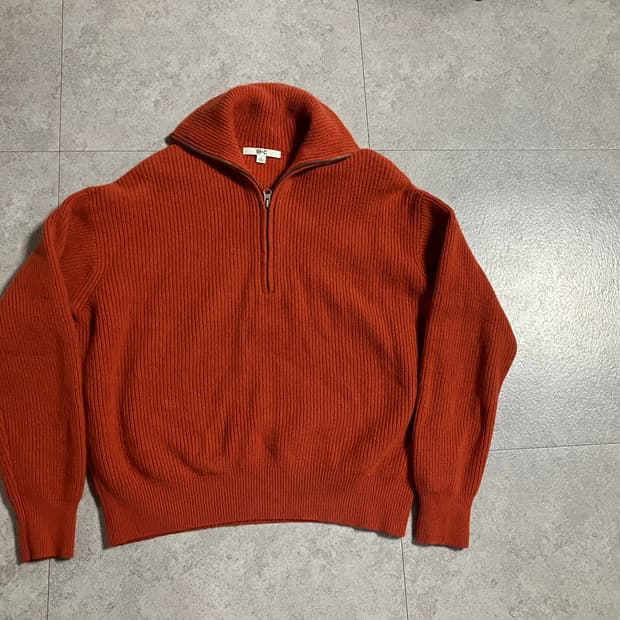 유니클로C 프리미엄 램스울 하프집업 니트 스웨터