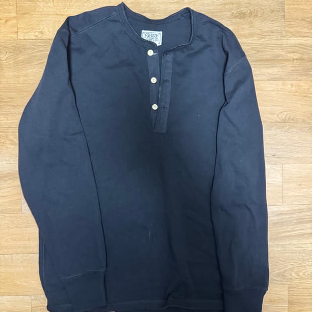 XL 브론슨 헨리넥 블랙 긴팔 티셔츠