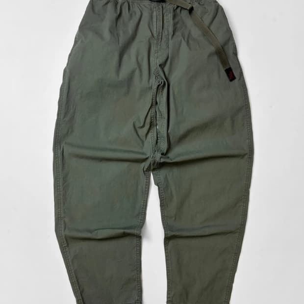 그라미치 피그먼트 와이드 테이퍼드 팬츠 PN5377