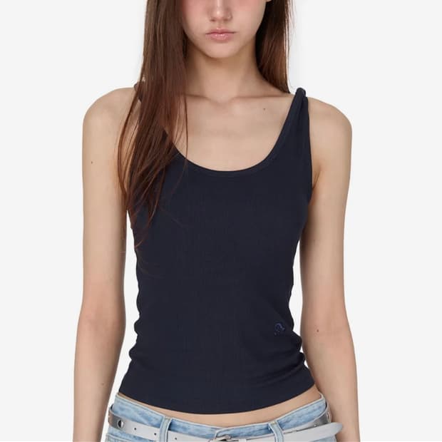 썬번프로젝트 Shoulder Twist Sleeveless Top