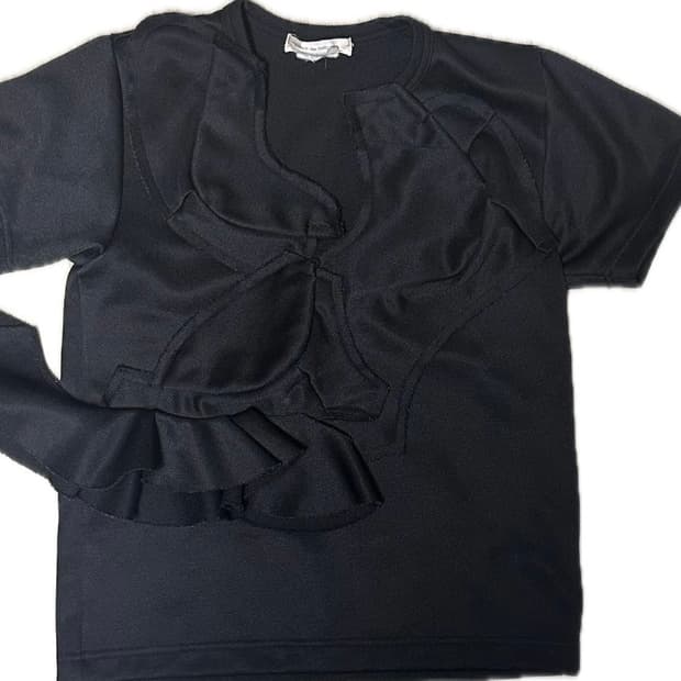 꼼데가르송 프릴 티셔츠