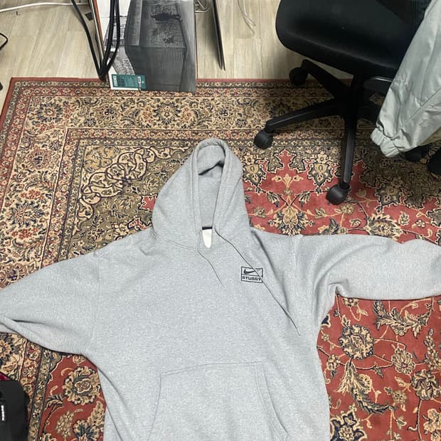 나이키 스투시 콜라보 후드 l사이즈