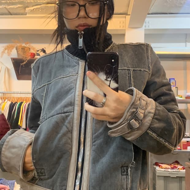 디젤 카우레더 트리밍 봄버 자켓