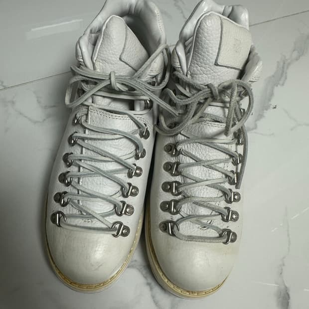 visvim 비즈빔 세라 부츠