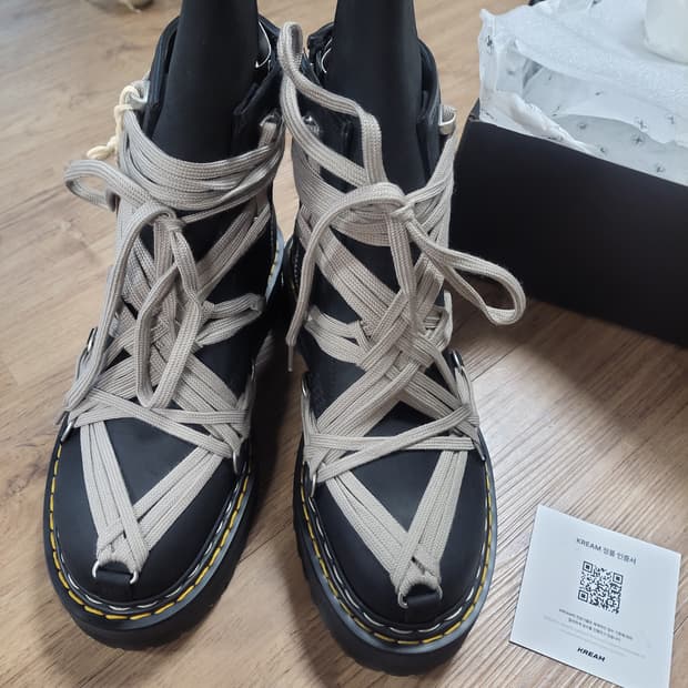 닥터마틴 × 릭오웬스 1460