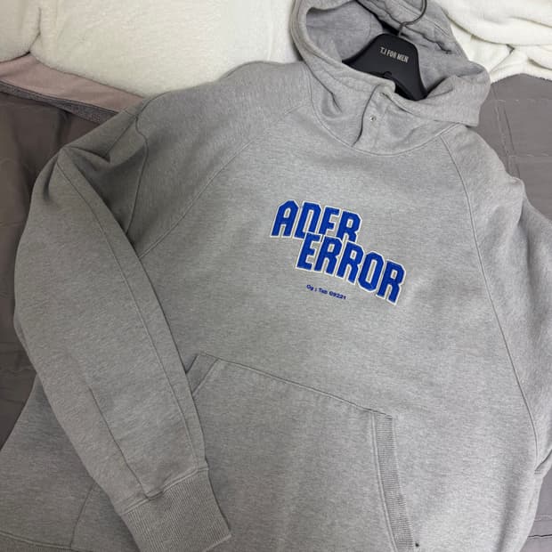 아더에러 후드티