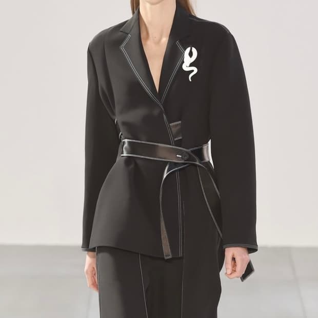 셀린느 블랙 블레이저 38사이즈