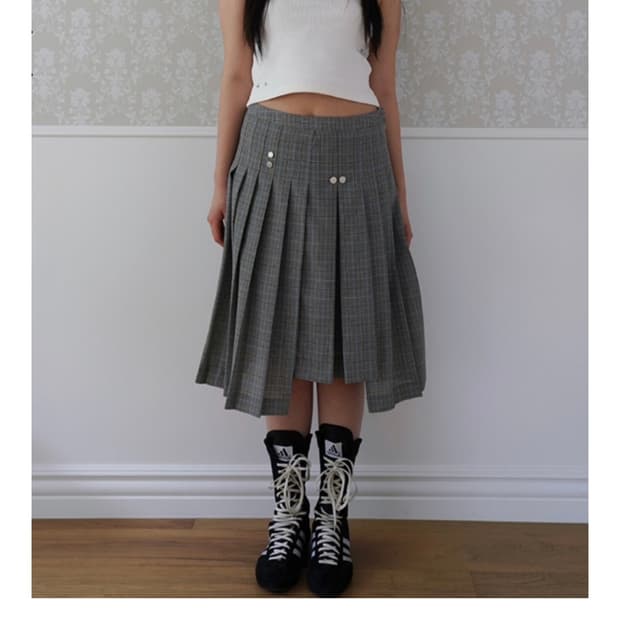 Dared unbalance pleated skirt 데어드 스커트