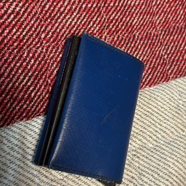 프라이탁 시크리드 지갑