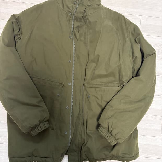 쉬이즈큐트 올리브패티드점퍼