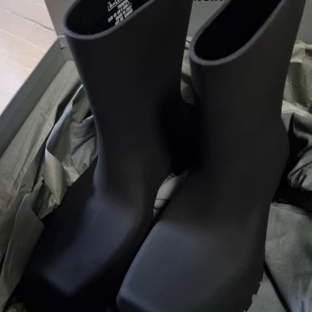 발렌시아가 트루퍼부츠 42 balenciaga