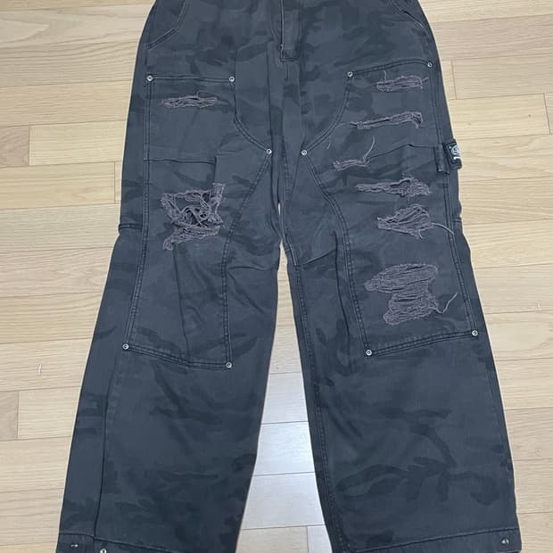 ETCE 더블니 디스트로이드 배기 팬츠 블랙 카모