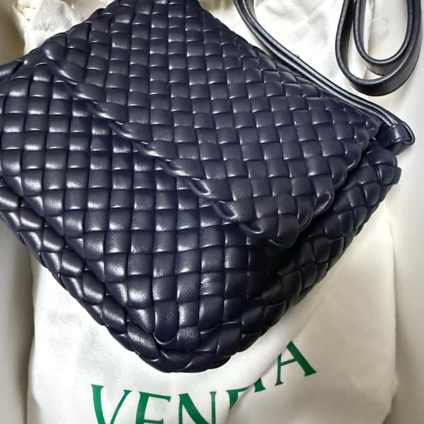 보테가베네타 스몰 코블 숄더백 네이비