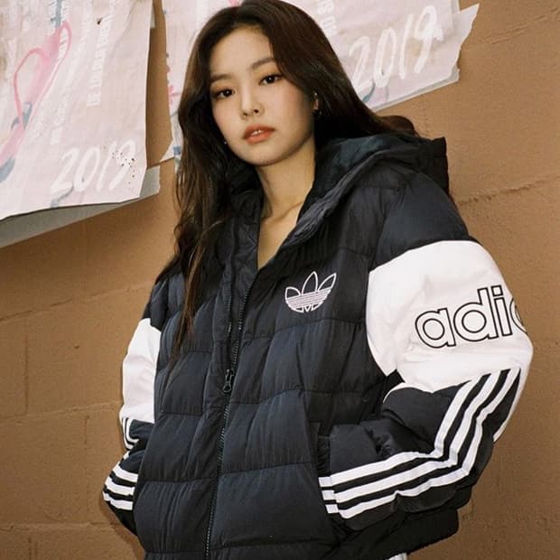 아디다스 파이어버드 제니 후드 패딩