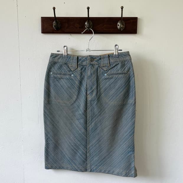 BIAS TIGHT SKIRT 사이드 트임 데님 스커트