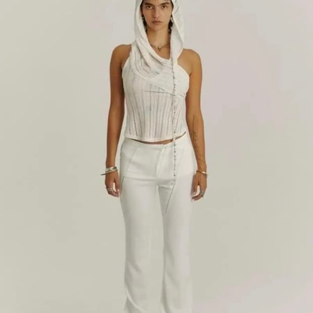 혜인서 후드디 홀터탑 아이보리