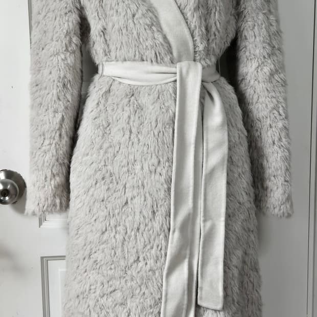 줄로그 라이트그레이 퍼 롱코트