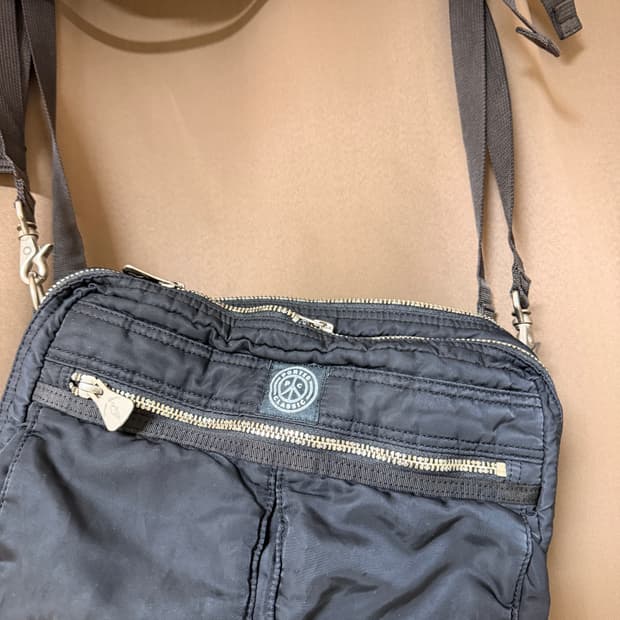 포터클래식 숄더백M 블랙