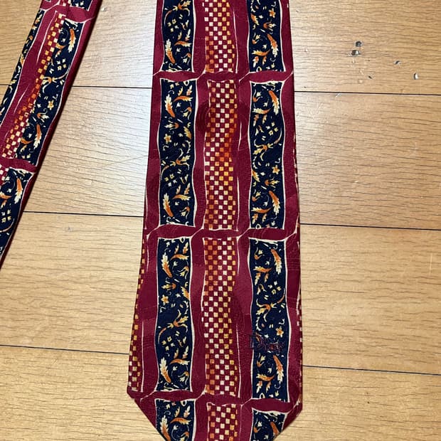 크리스찬 디올 넥타이