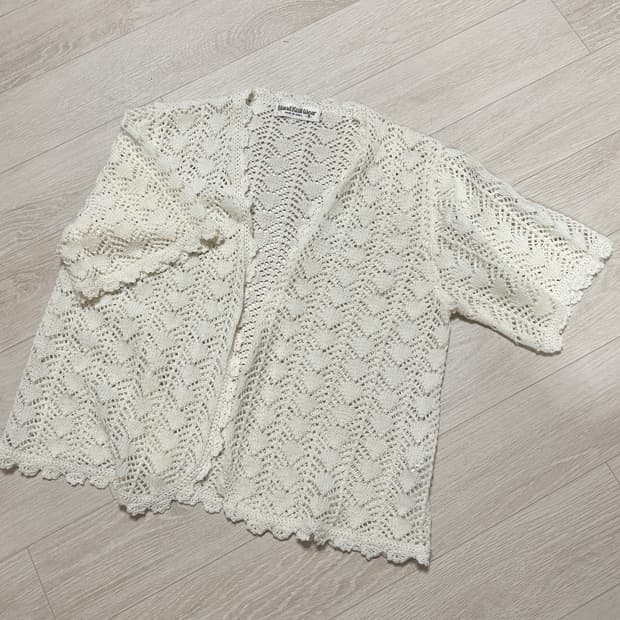 빈티지 레이스 펀칭 반소매 가디건