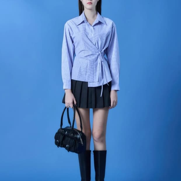 콜릿 랩카라 슬림핏 끈 스트라이프 셔츠 스카이블루