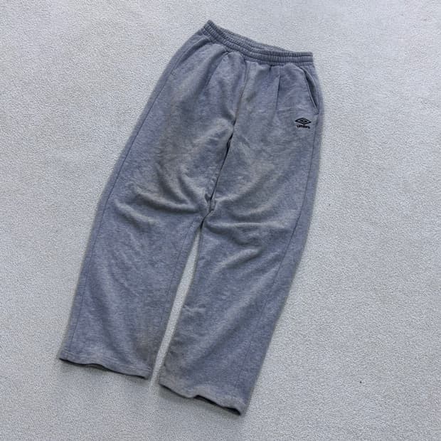 XS 엄브로 에센셜 와이드 팬츠 0421E