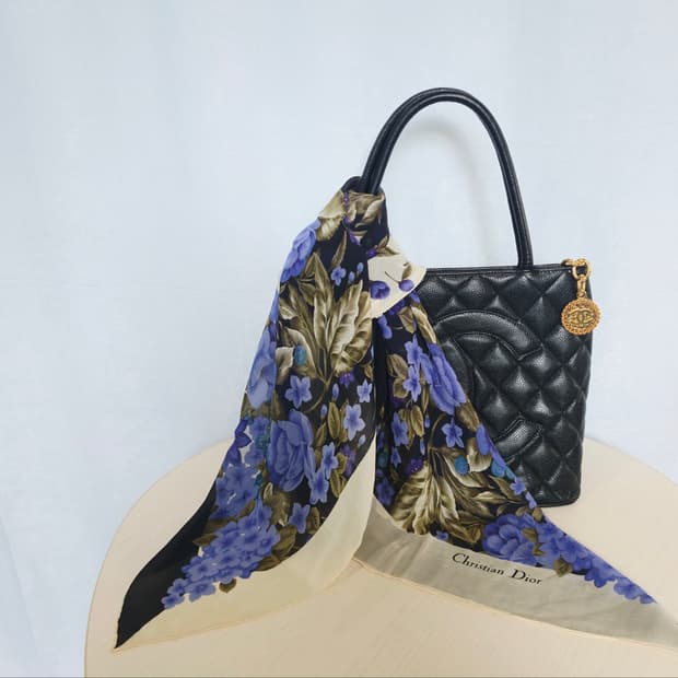 DIOR 디올 실크 스카프(102cm) [BF9685-0009-07]
