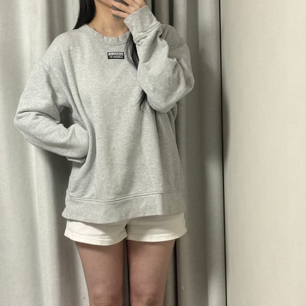 아디다스 맨투맨