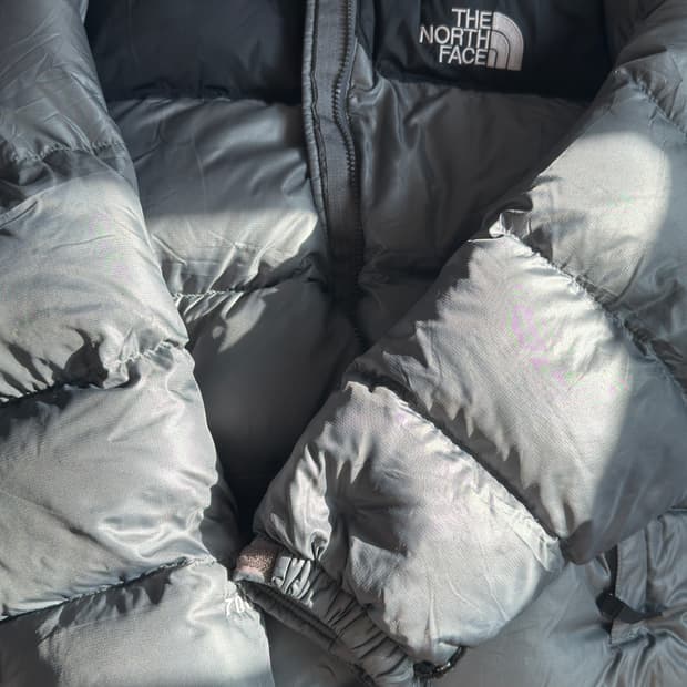 노스페이스 눕시 700 그레이