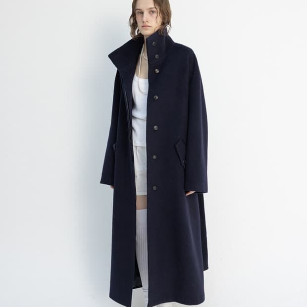 모노하 하이넥 롱코트 네이비