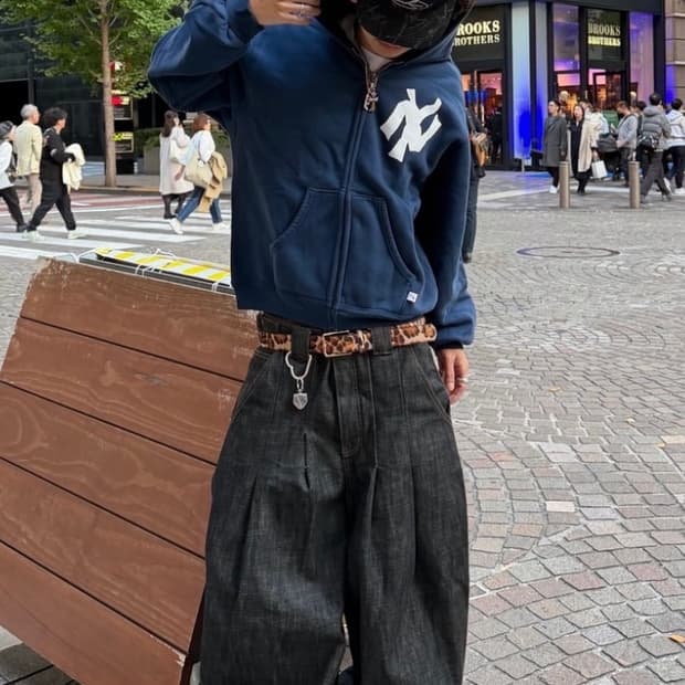 아킴보 클럽 / 뉴욕 후드집업 블랙 / L