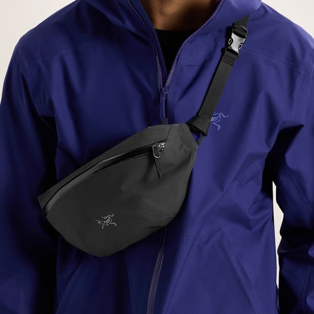 아크테릭스 그랜빌 크로스바디 백 블랙