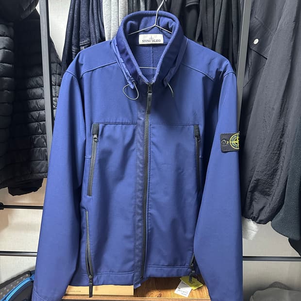 스톤아일랜드 소프트쉘 네이비(L)