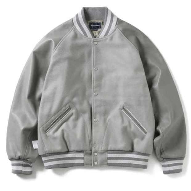 디스이즈네버댓 소가죽 바시티 M