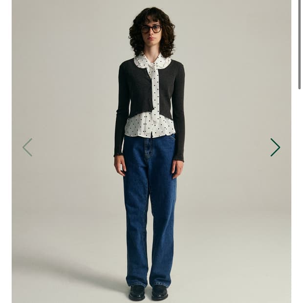 더바넷 Scallop Cropped Knit Cardigan (차콜)