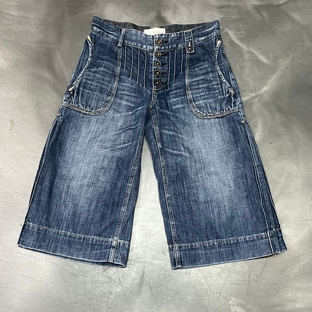  앙루주 버튼 데님 하프 팬츠 y16202