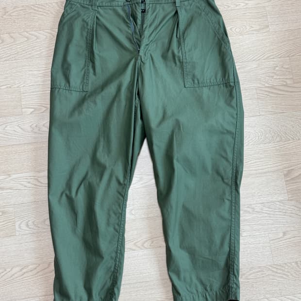 빔즈플러스 백사틴 베이커팬츠 L