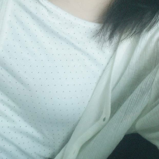 Dot tee••