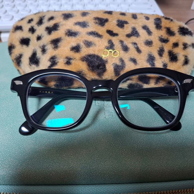 백산안경 윕스 블랙