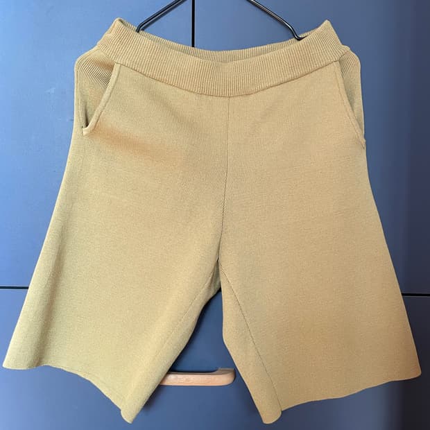 Freak's Store 올리브 그린 니트 반바지