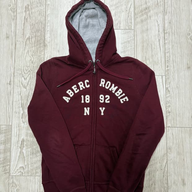 아베크롬비 딱붙핏 후드집업 버건디 m