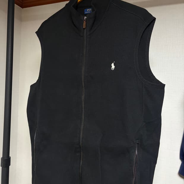 [L] 폴로 베스트 집업