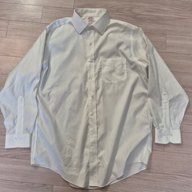 브룩스브라더스 화이트셔츠 105