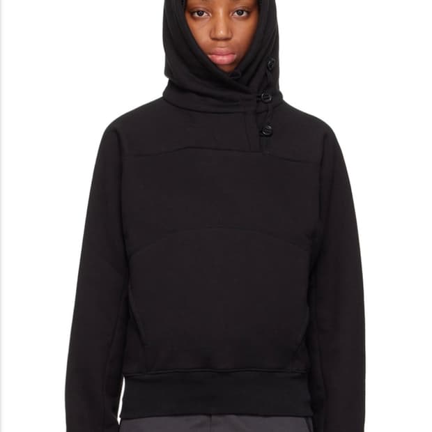 Hyeinseo 혜인서 버튼 후디 블랙 