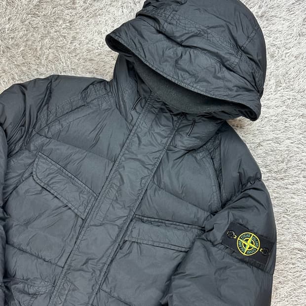 [M] 백화점판 정품 스톤아일랜드 22FW 크링클랩스 롱패딩