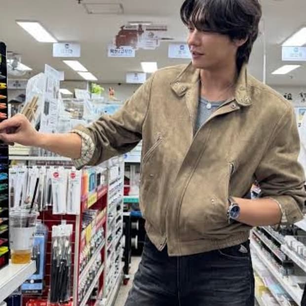 엠엠아이씨 mmic 앙코르자켓 M사이즈 팝니다